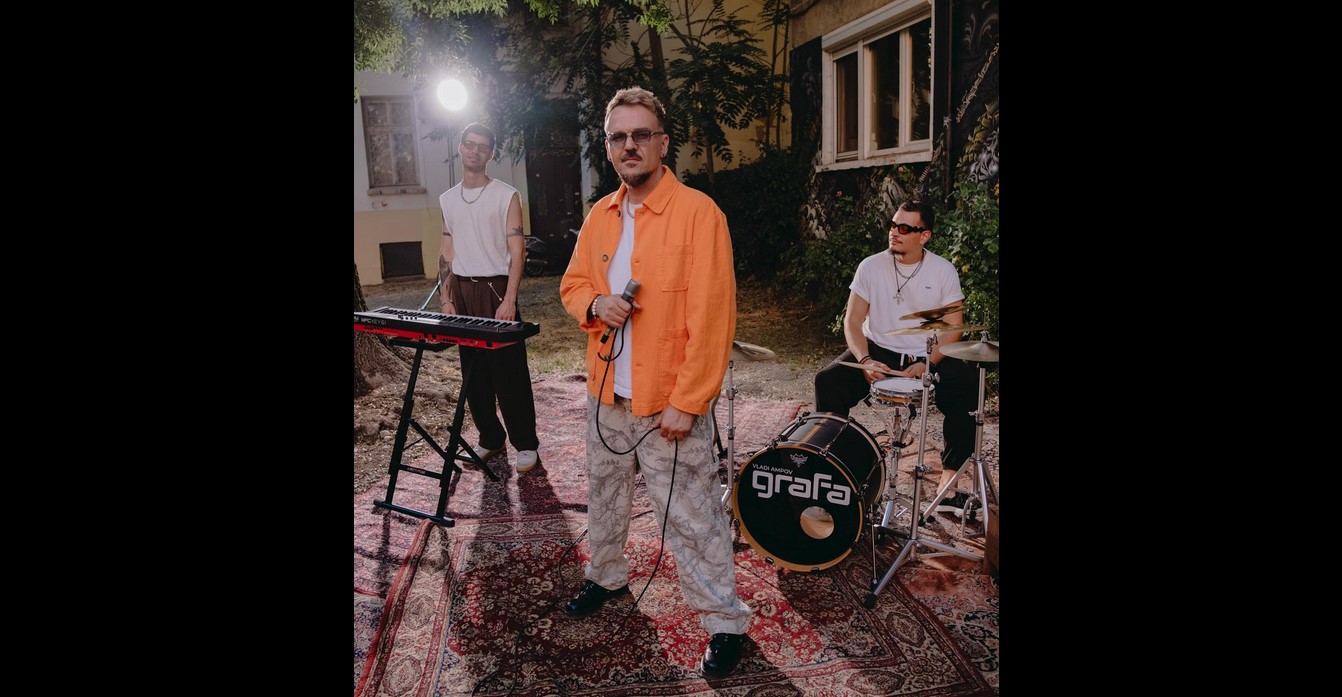 Video kao u filmu: "Crni granit" od Grafe i FIDE