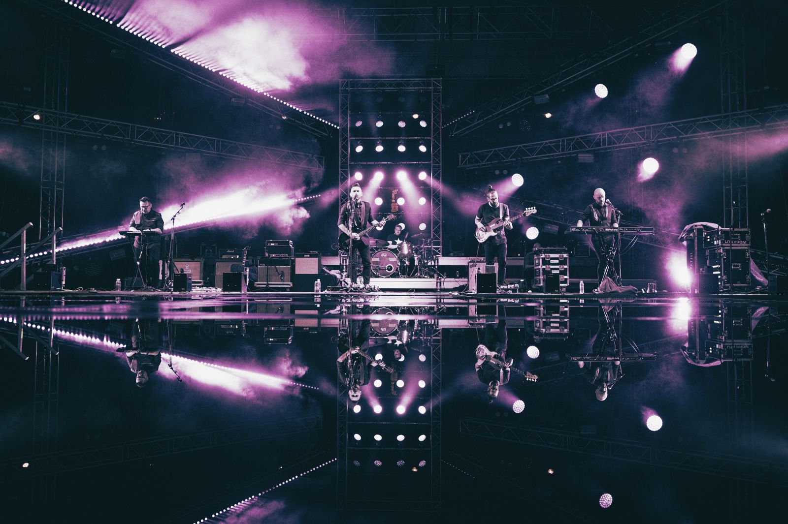 Grupa Vatra objavila je live album “25” - proslava jubileja benda s koncerta na Šalati