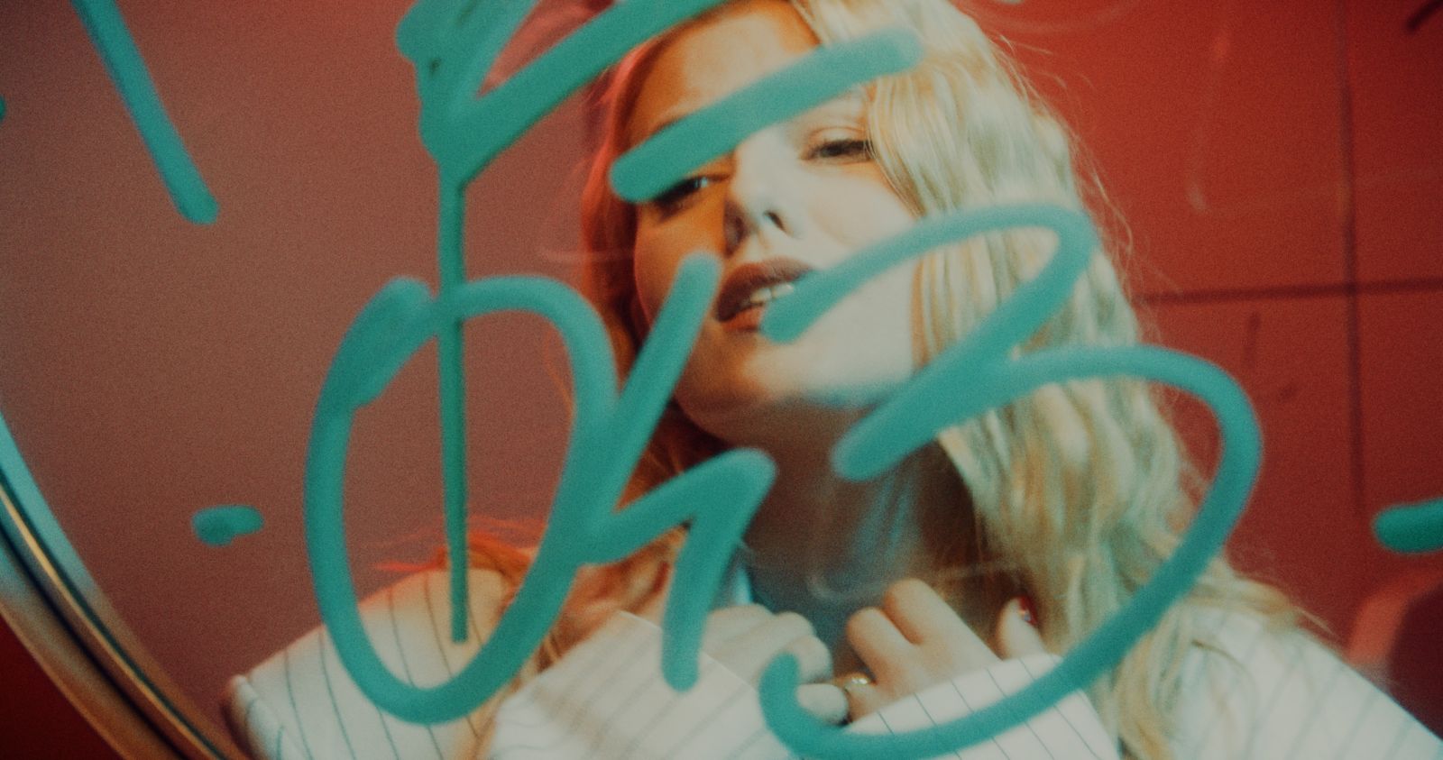 Kultna "Tvoja ljubav" The Bastardz u izvedbi Eni Jurišić za 30 godina Aquarius Recordsa!