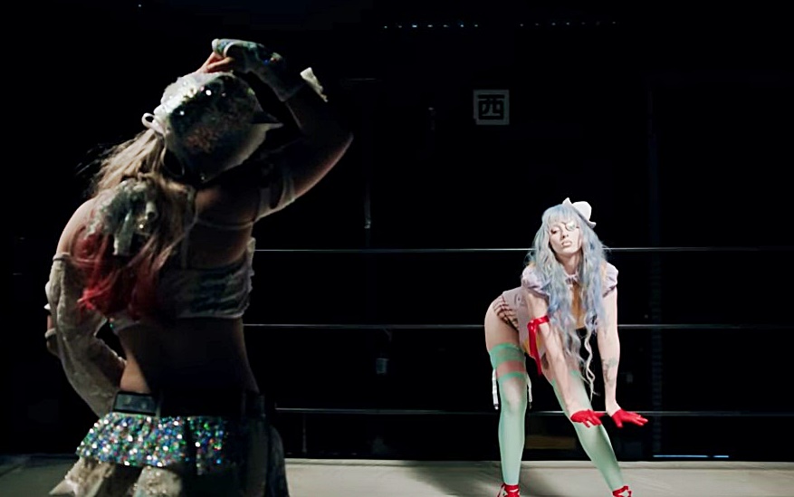 Ashnikko – “Smoochie Girl (Starring Starlight Kid)”