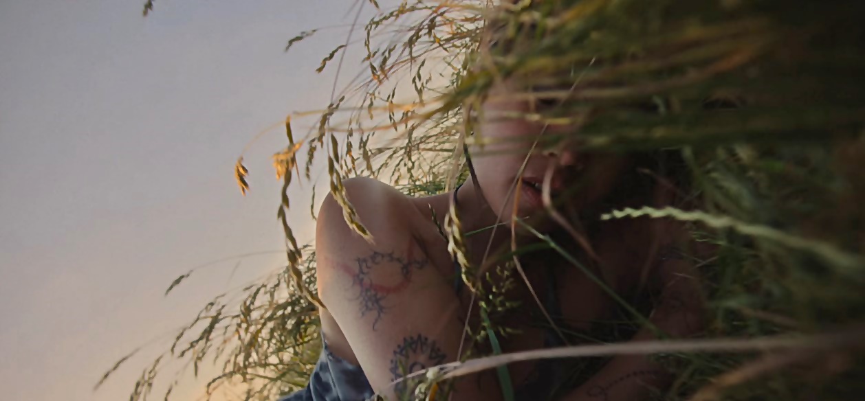 Beabadoobee najavila novi album singlom i spotom "Sun Has Set"