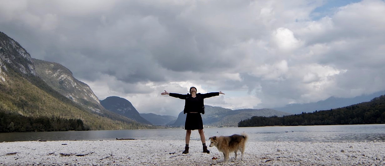 Nova pjesma "U pol' 9 kod Sabe" - Želim kišu